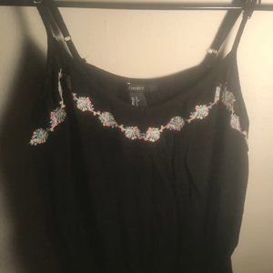 Forever 21 Jumper All black w/ flowers